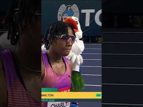 Devynne Charlton ON THE LINE to win in 7.77 😤 #worldindoortour #athletics #bahamas #poland