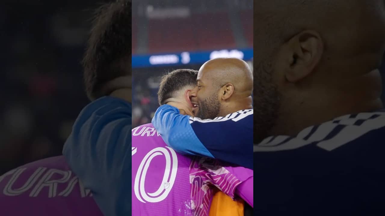 Andrew Farrell shares his experience with mental health 💙❤️