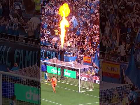 #ArchieGoodwin pulls one back for #CharlotteFC