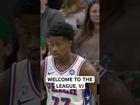 VJ Edgecombe with 10 STRAIGHT POINTS in his debut!