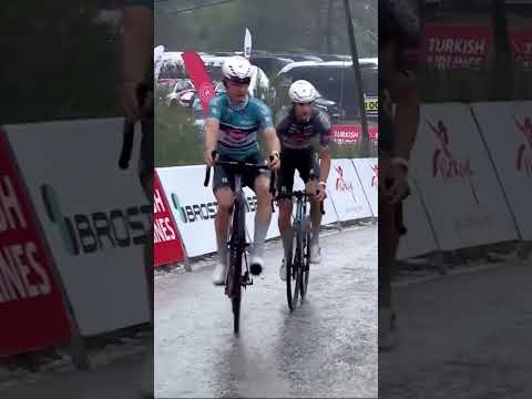 Tibor Del Grosso was having a wheelie good time in Türkiye 🤩🎡🎪