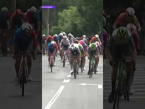 Fine margins! 👏 Jon Barrenetxea takes the win at the Tour du Finistère with a tight sprint finish! 🔥