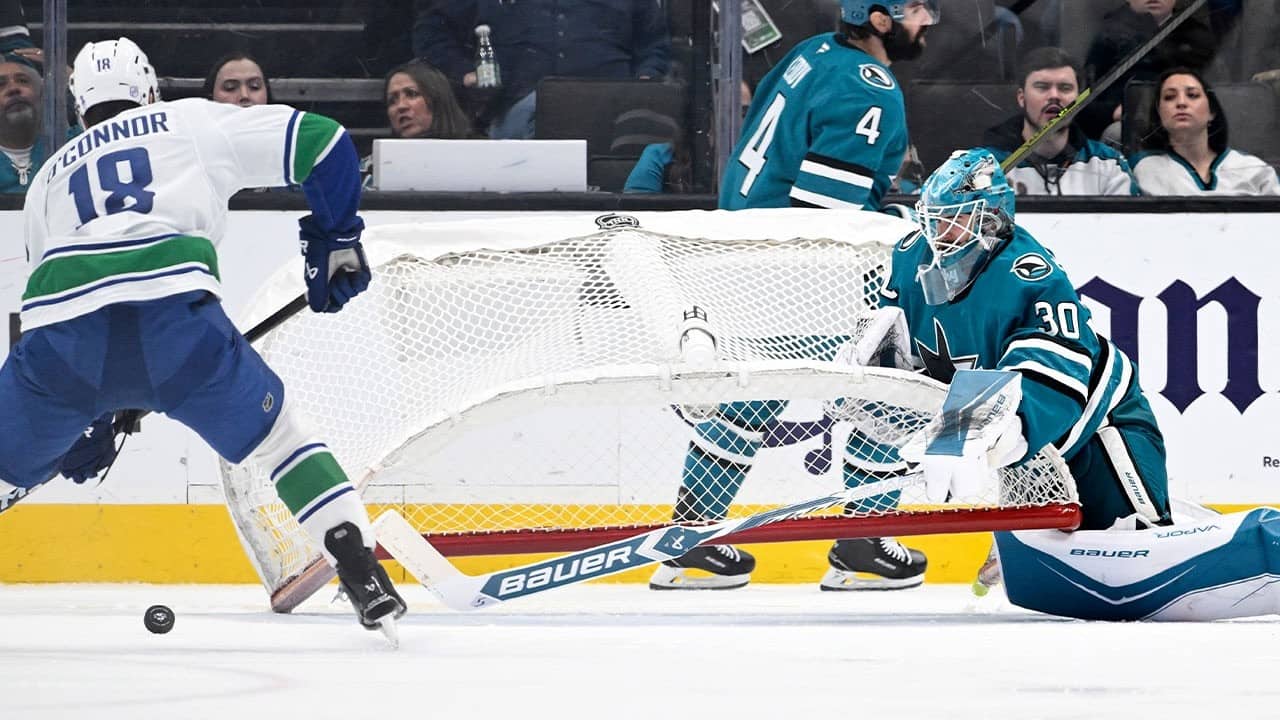 It was a WEIRD night in net for Askarov!