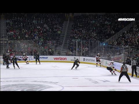 Jordan Eberle scores a goal against the New Jersey Devils