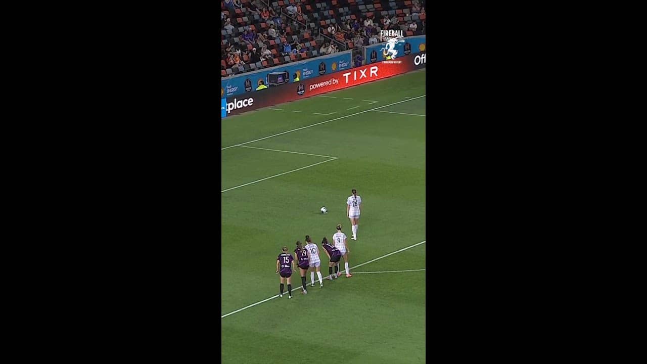 Taylor Flint converts her second PK of the night!