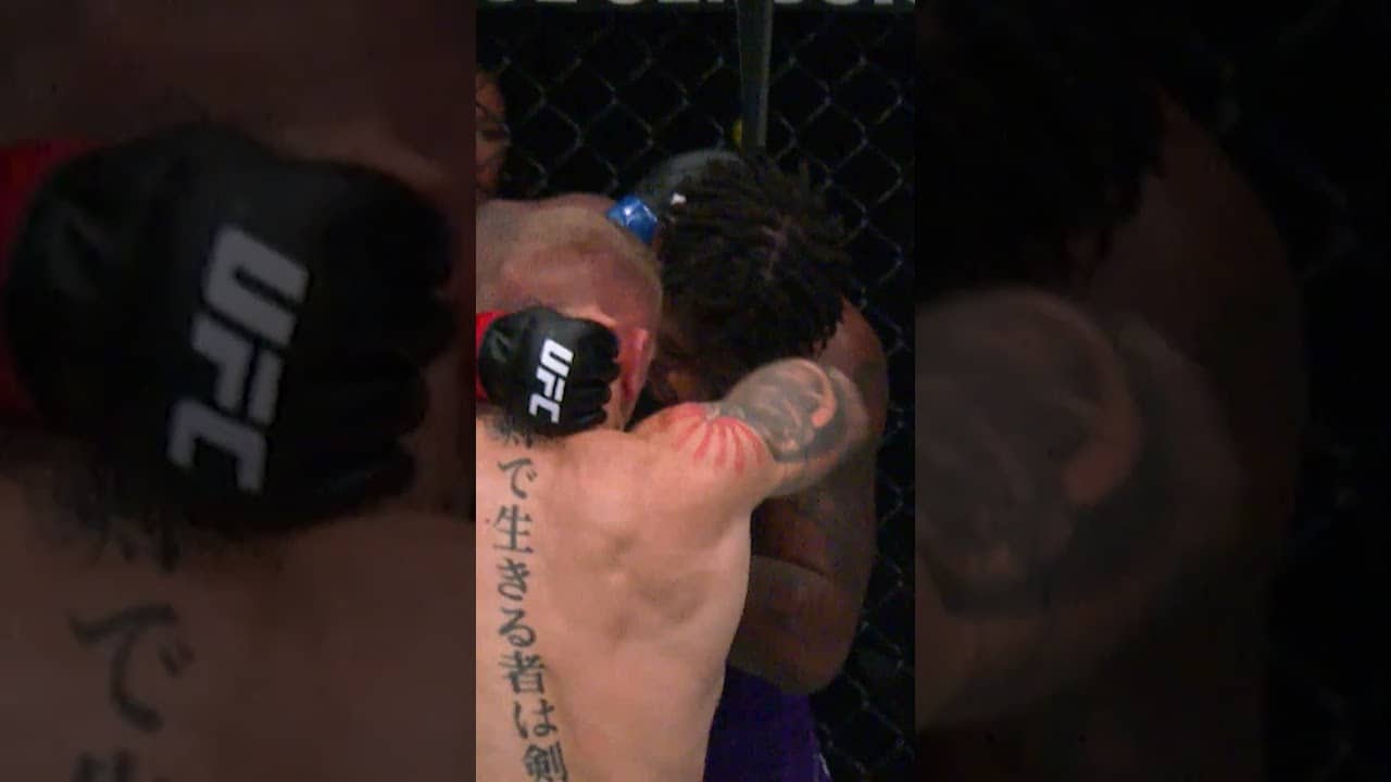Duncan wasted no time getting the sub! #ufcvegas115