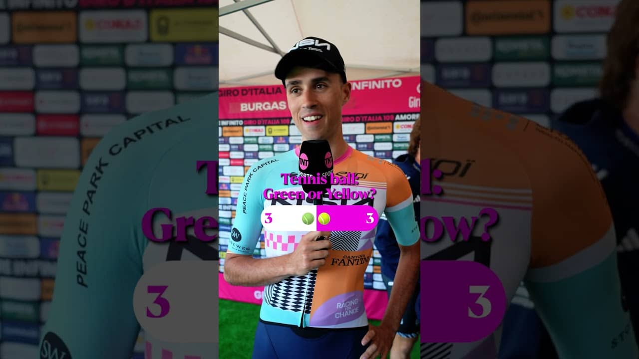 Roland-Garros is well underway, but the peloton are split on the biggest tennis question! 🎾💚💛