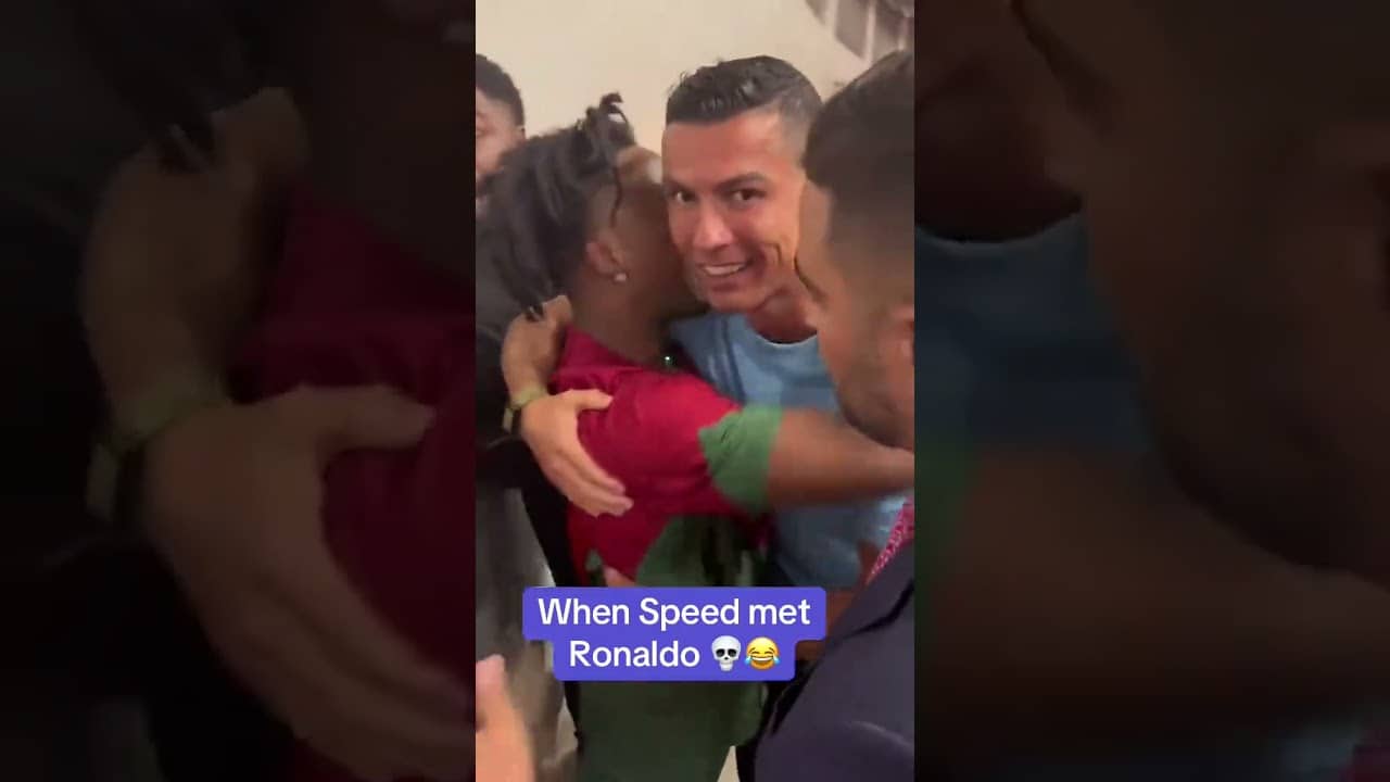 iShowSpeed was shook 😂👏 (via @IShowSpeed/TT)