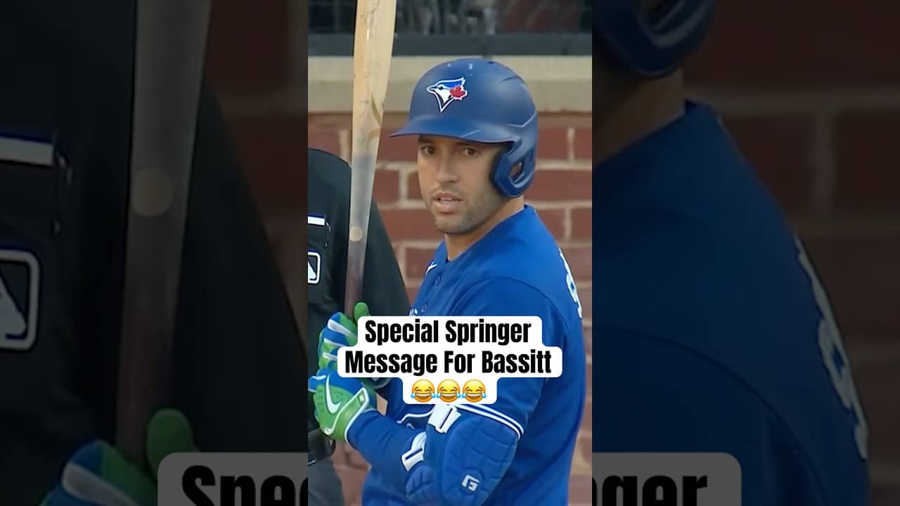 George Springer had a special message for his former teammate 🤪 #MLB #BlueJays