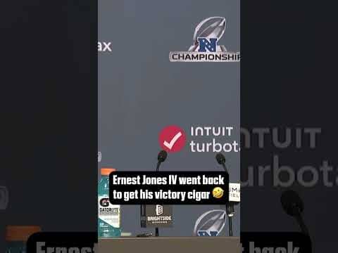 Ernest Jones IV brought the victory cigar to the press conference 😂