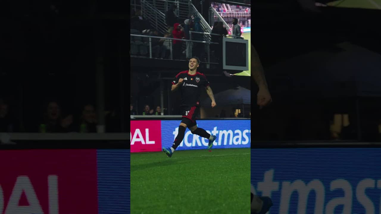 A smooth header 🇷🇴 #dcunited #footballshorts #soccershorts #louismunteanu #goal
