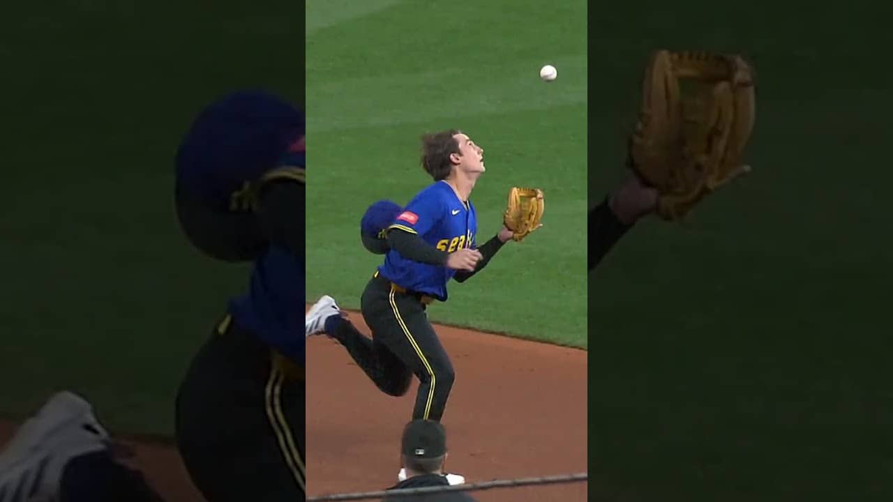 Cole Young pulled off a juggling act 😯