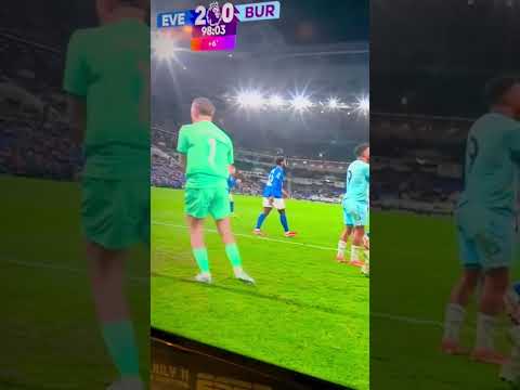 WATCH THIS JORDAN PICKFORD SAVE NOW 😱