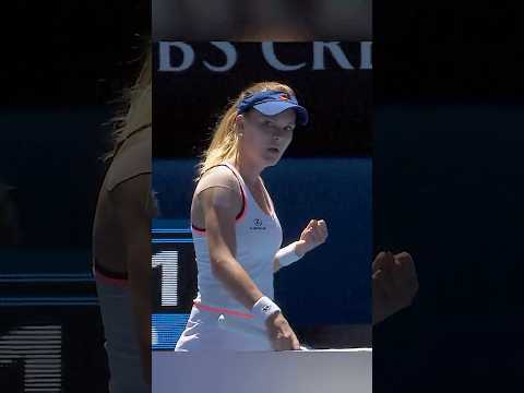 RIDICULOUS from Radwanska! 😮‍💨