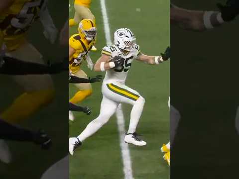 Tucker Kraft STORMS the end zone 😤