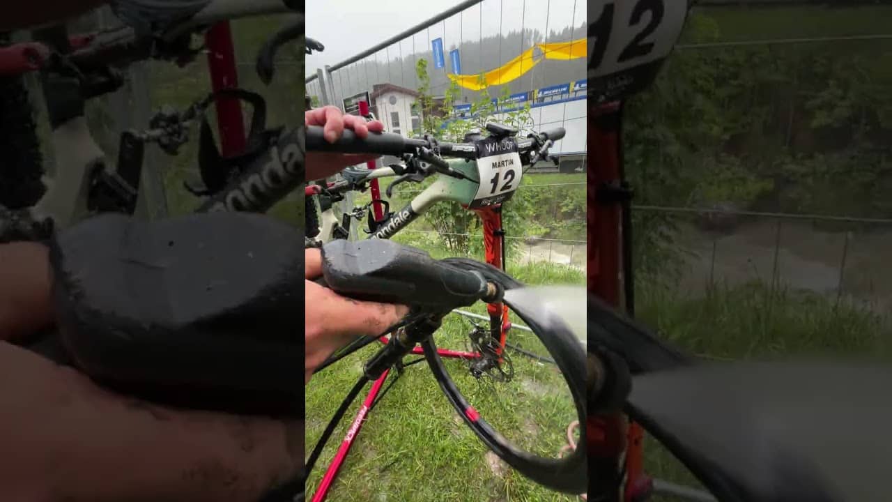 SCALPEL BIKE WASH 🧼 #shorts