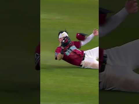Carroll with the siding grab ⚾