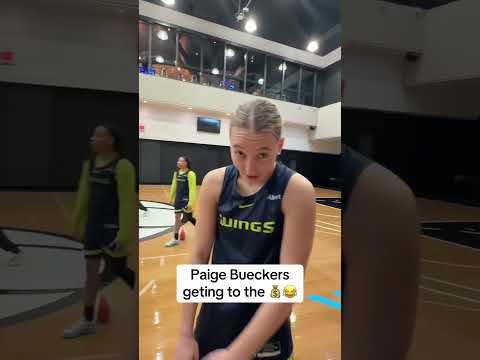 Paige Bueckers is jokes 😭 (via @DallasWings/TT)