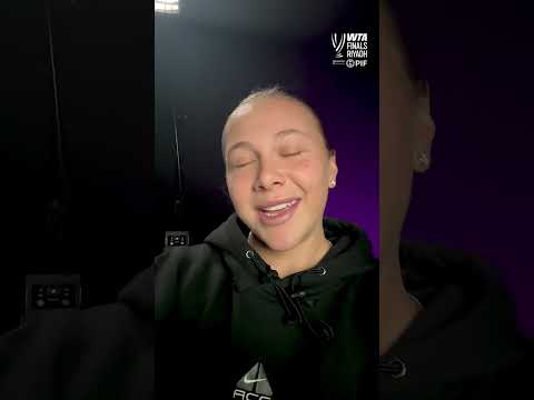 Amanda Anisimova locks her spot in the WTA Finals semifinals for the first time in her career! #wta