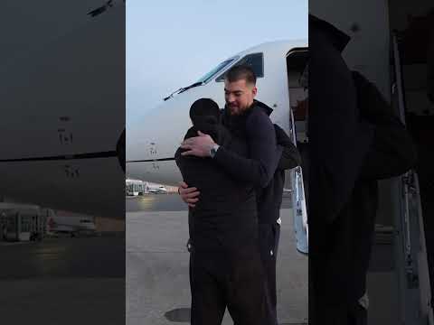 Ivica Zubac and Kobe Brown Have Touched Down in Indy 🛬