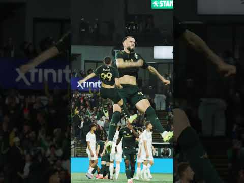 Kristoffer Velde loves a playoff goal 🙂‍↔️