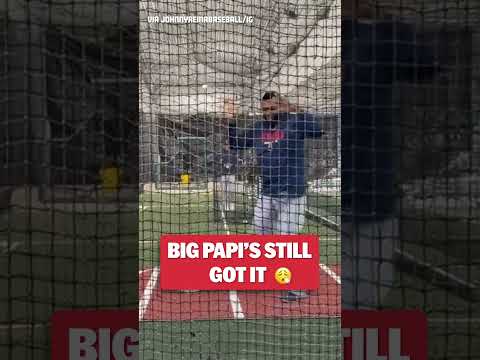 Big Papi’s bat flip during BP 🤣