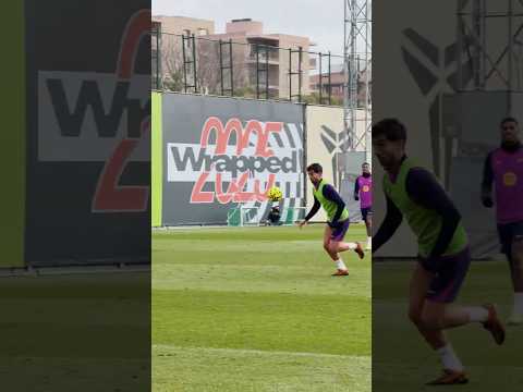 Ferran in scoring mode 🦈 #shorts #fcbarcelona #shortsvideo