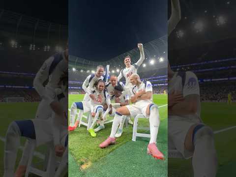 Mo Kudus from the spot ft. stool assist 🤝