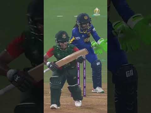 A look at the very best of the fielding moments from #SLvBAN in our @emirates Fly Better package 📹