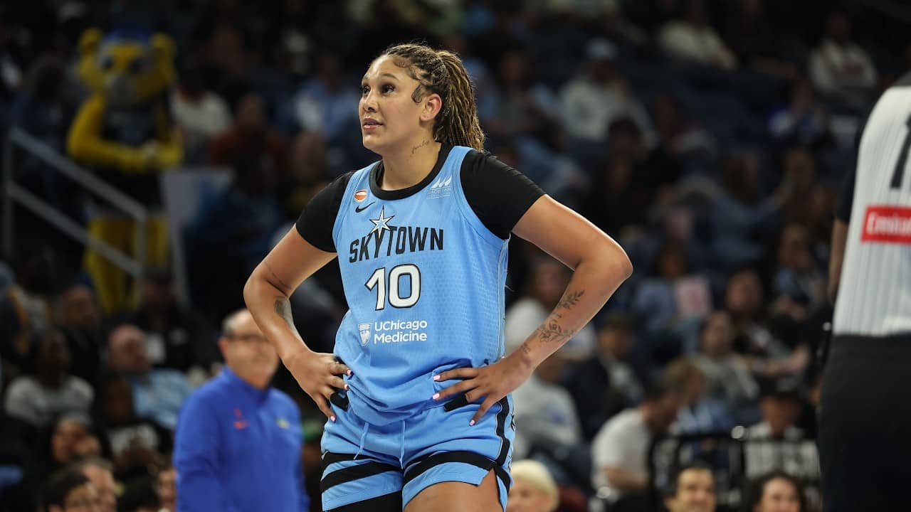 HIGHLIGHTS: Kamilla Cardoso DOMINATES with 24 PTS, 11 REB & 5 AST vs Dallas Wings