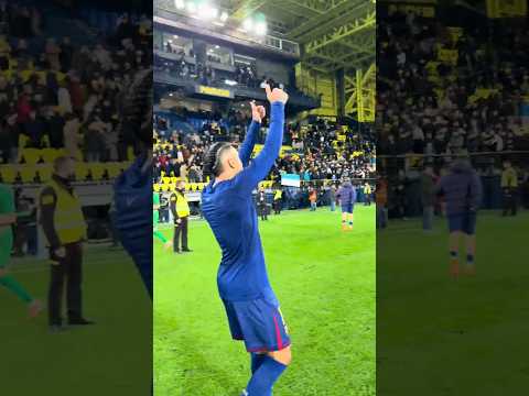 We love you too, Rapha 🫶