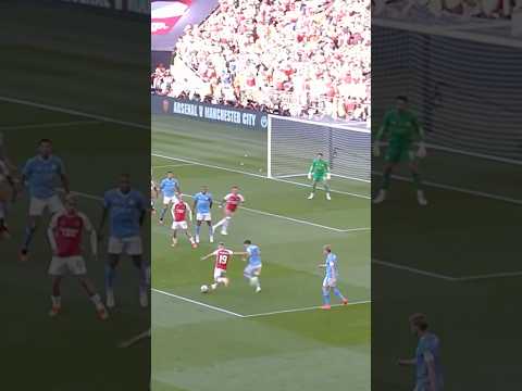 TROSSARD TRICKS & SCORES VS MAN CITY