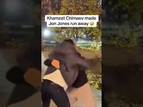When Khamzat showed he could take down Jon Jones 🤼‍♂️ (via rizvan82/IG)