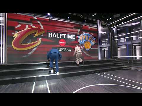 Shaq trips while racing Kenny to the screen 🤣 | Inside The NBA