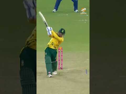 Jasprit Bumrah was in his element and delivered @ThumsUpOfficial Toofani brilliance in Ahmedabad 🔥