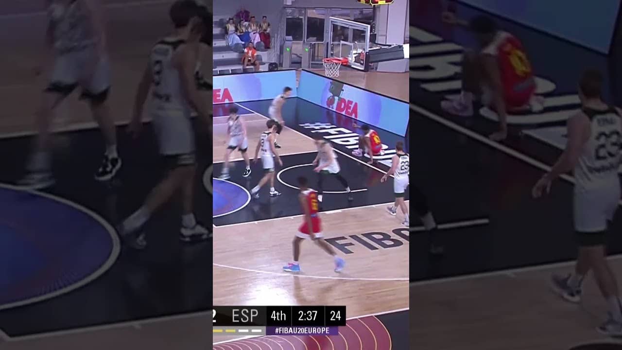 He really took off from another planet 😳  #FIBAU20