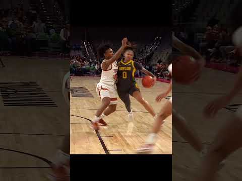 Baylor's Taliah Scott left the game with an ankle injury