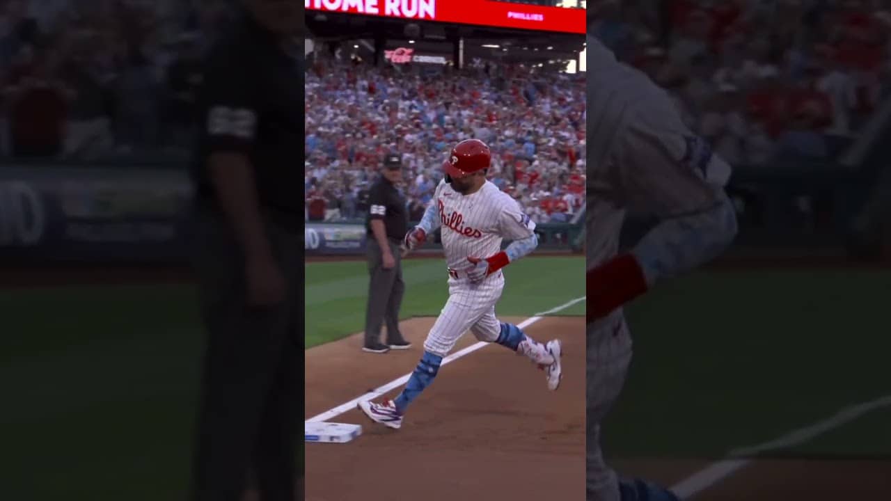 Kyle Schwarber CAN'T BE STOPPED 🤯💥