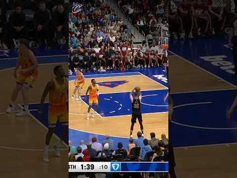 🥶 DEAN WADE. CLUTCH. #LetEmKnow #Cavs #DeanWade #NBA #Shorts