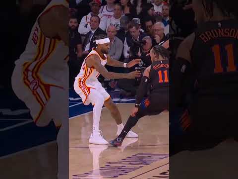 Brunson is just dancing out there