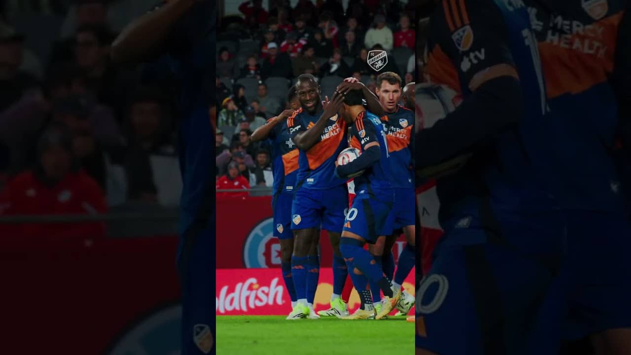 Evander hat trick vs. Chicago