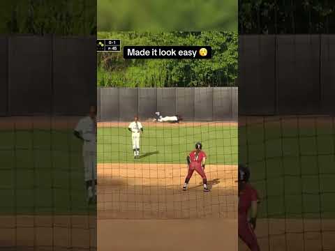 What a grab from Sanaa Thompson‼️