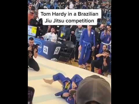When Tom Hardy secretly entered into a Brazilian Jiu-Jitsu competition 🤯 (via @charlesjordann/TT)