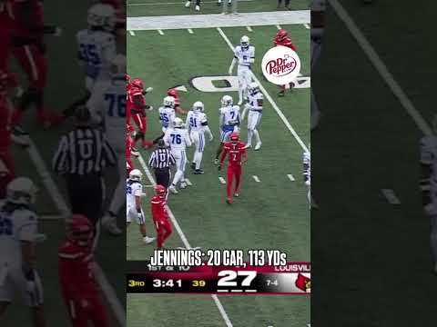 💥Braxton Jennings with the first 100-Yard game by a walk-on in Louisville HISTORY! #louisville #cfb