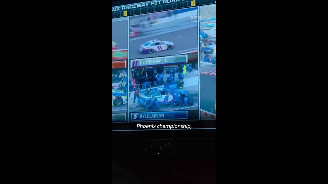 Kyle Larson becomes a NASCAR Cup Series champion for the very first time 🏆