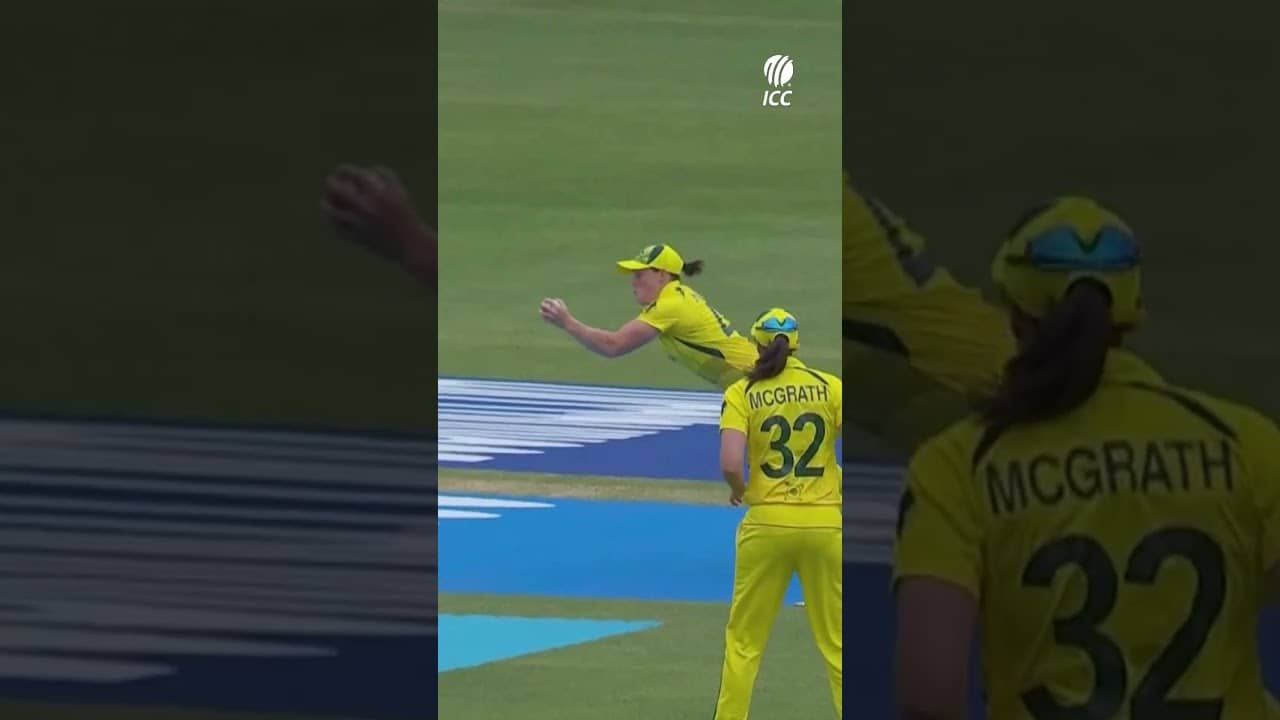 It's always tough trying to keep Grace Harris out of the game 😲 #T20WorldCup