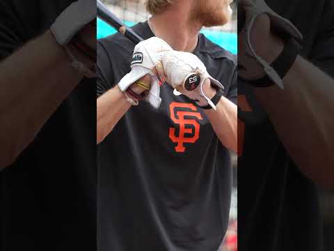 Jonah Cox does not fasten his batting gloves ๐งค