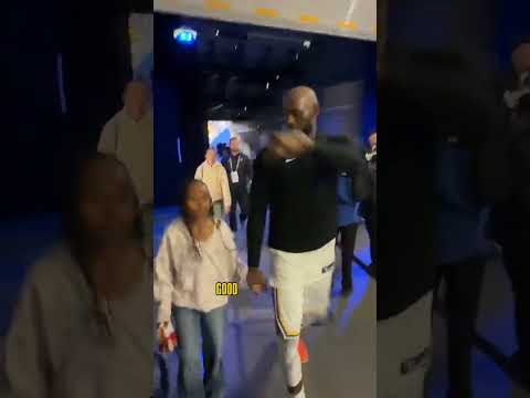 LeBron postgame with his good luck charm, his daughter Zhuri 🤩 🍀