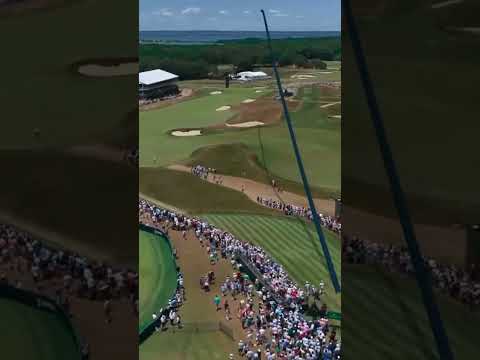 Rory tries to drive the green on No. 1 🚀