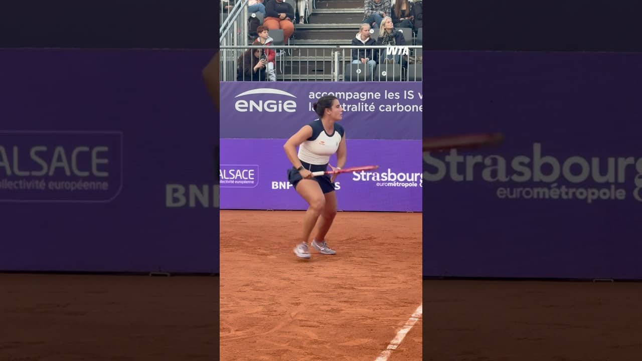 Quarterfinals CONFIRMED 😤 Emma Navarro completes our last 8 line-up defeating Jovic 6-4, 4-6, 6-1!